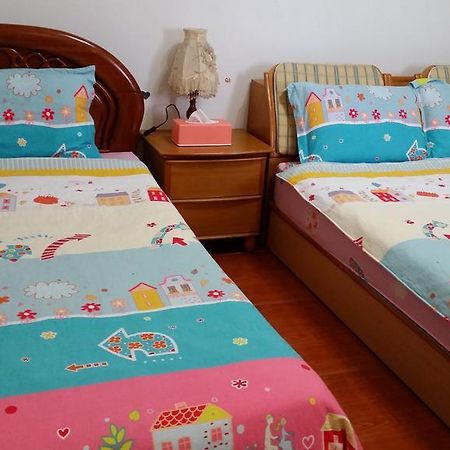 Yilan Xiang Feng Homestay وجي المظهر الخارجي الصورة