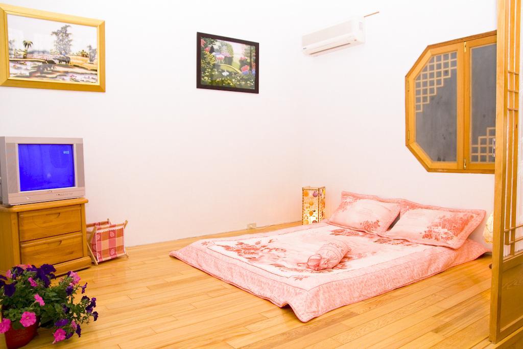 Yilan Xiang Feng Homestay وجي الغرفة الصورة