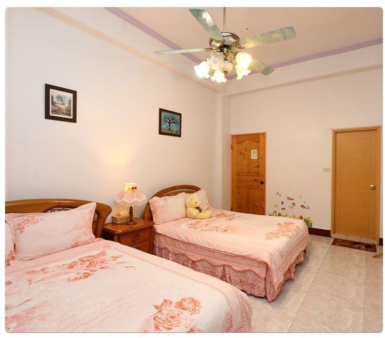 Yilan Xiang Feng Homestay وجي المظهر الخارجي الصورة