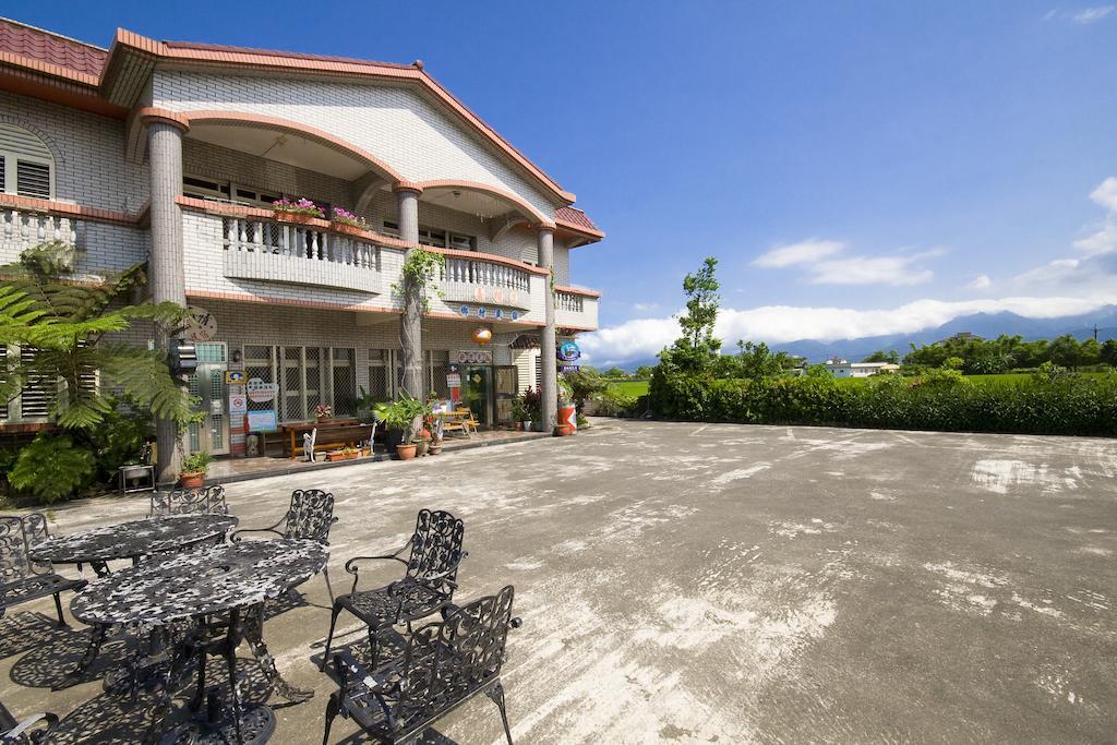 Yilan Xiang Feng Homestay وجي المظهر الخارجي الصورة