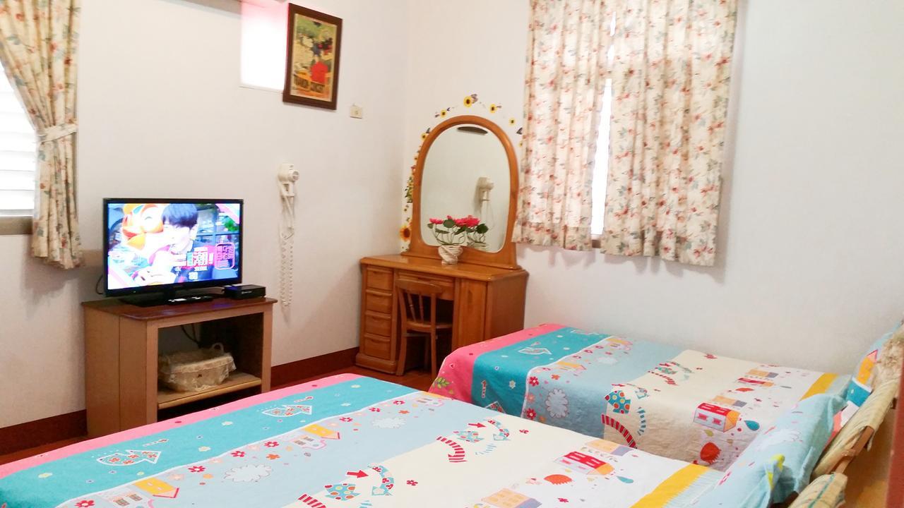 Yilan Xiang Feng Homestay وجي المظهر الخارجي الصورة