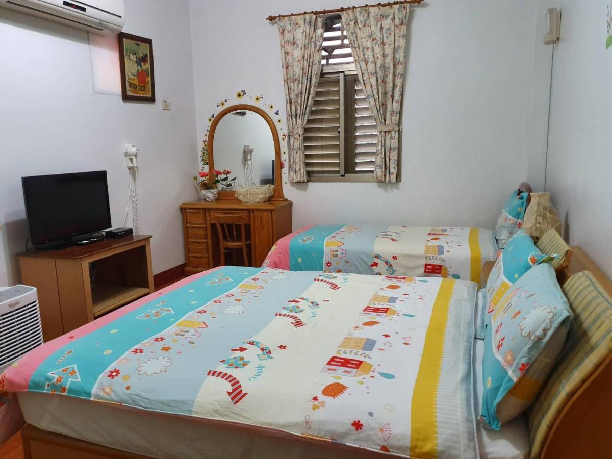Yilan Xiang Feng Homestay وجي المظهر الخارجي الصورة